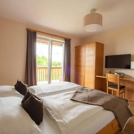 Weingut Dreisiebner Stammhaus Hotel Gamlitz