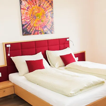 Weingut Dreisiebner Stammhaus Hotel *