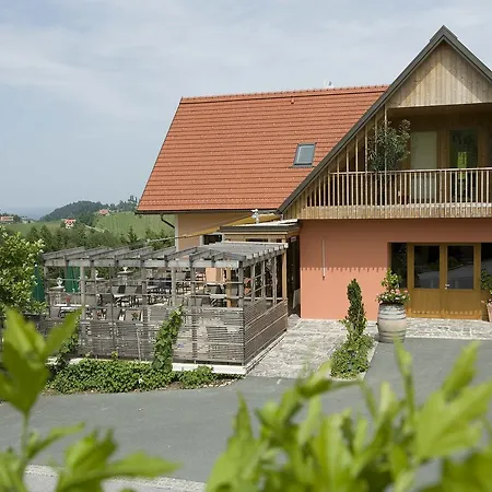 Weingut Dreisiebner Stammhaus Hotel *