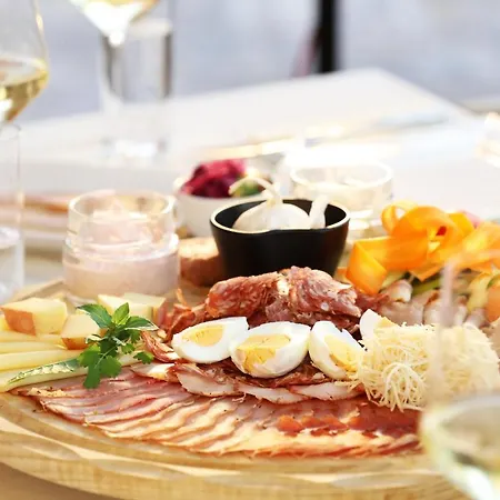 Hotel Weingut Dreisiebner Stammhaus