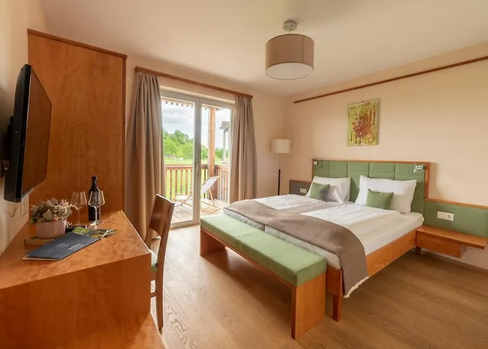 Weingut Dreisiebner Stammhaus 甘利特茨